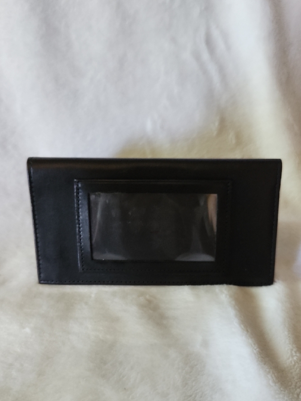 Classic Dooney & Bourke Black Leather Wallet - Picture 3 of 7